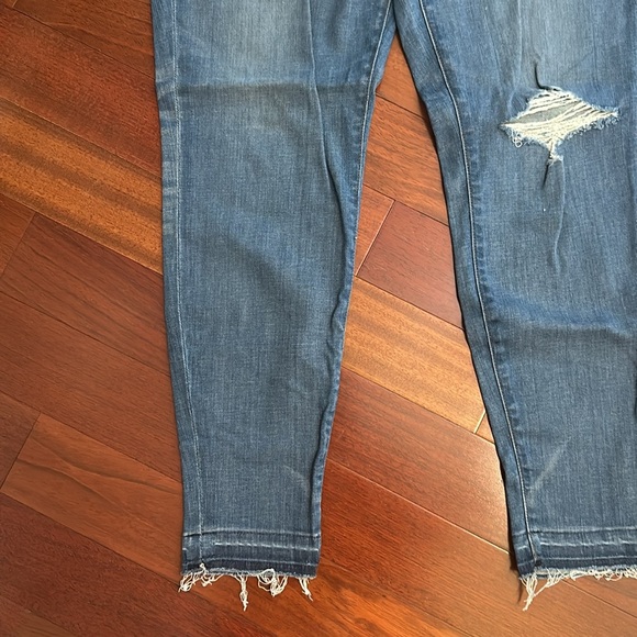 J Crew 8” Toothpick Jeans - Picture 3 of 7